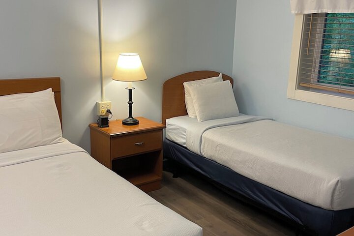 Room 52 of 70