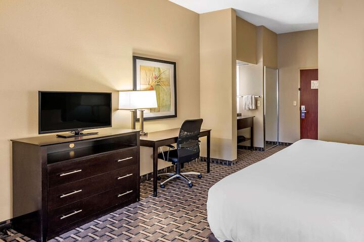 Comfort Suites Clovis North