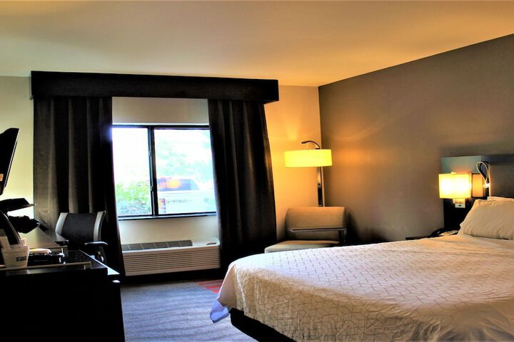 Room 27 of 57