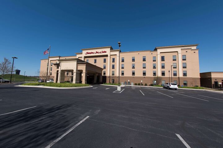 Hotel 2 of 81