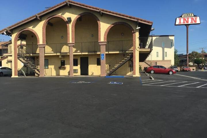 Hotel 4 of 16