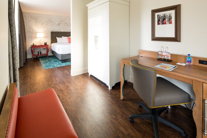 Room 42 of 91