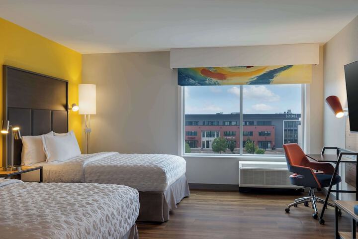 Room 9 of 22