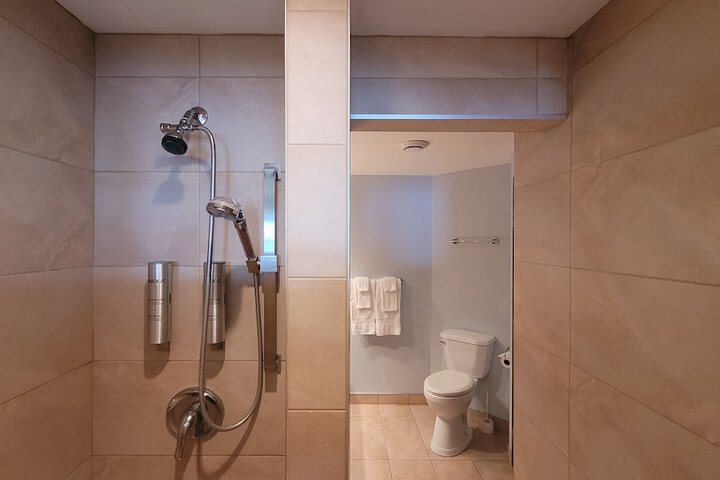 Room 14 of 87