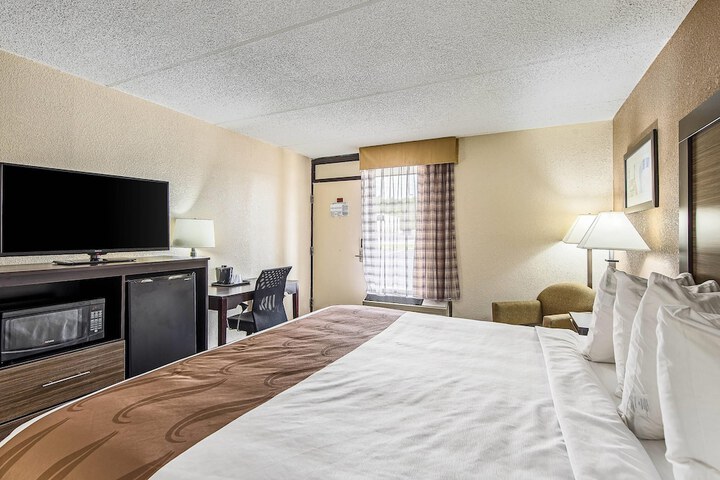 Quality Inn Forest City