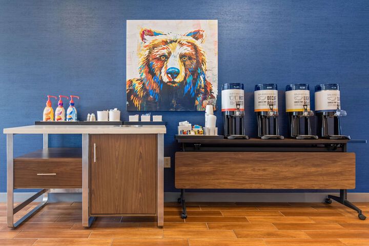 Hampton Inn & Suites Greeley