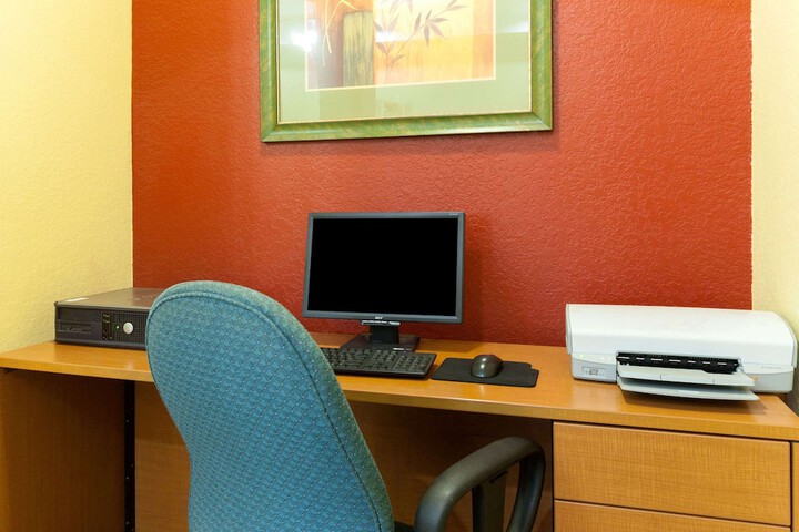 Business Center 12 of 12
