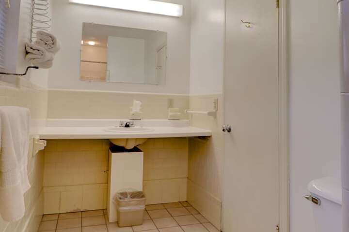 Room 40 of 62