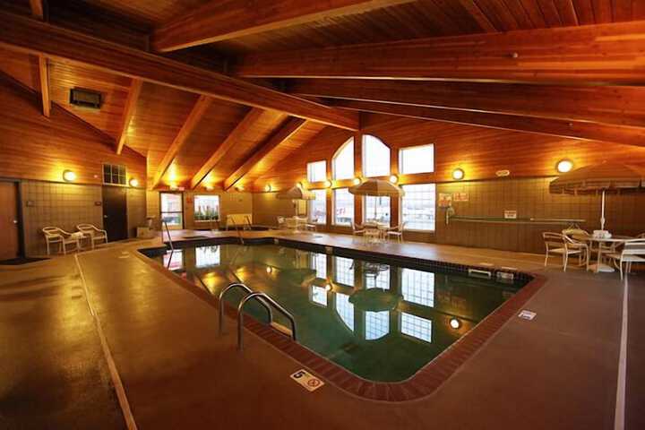 Pool 4 of 21