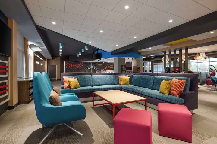 Hotel Interior 5 of 26