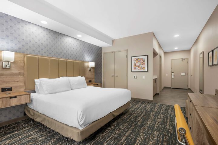Room 44 of 64
