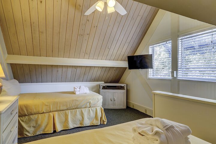 Room 30 of 121