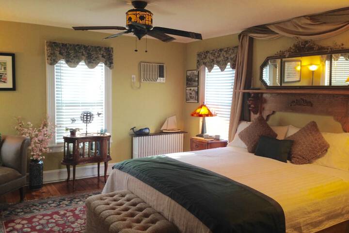 Room 27 of 41