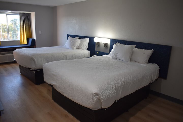 Microtel Inn & Suites by Wyndham Stockbridge / Atlanta I-75