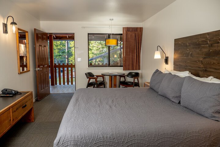 Room 153 of 235
