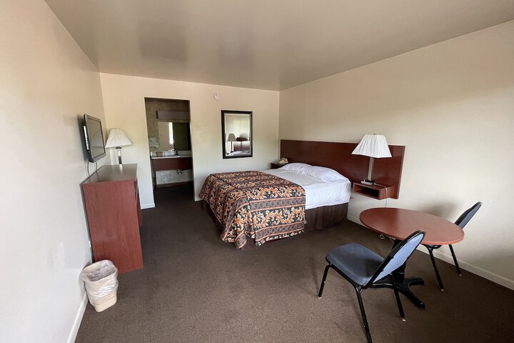 VIBE INN - WHIRLPOOL SUITES