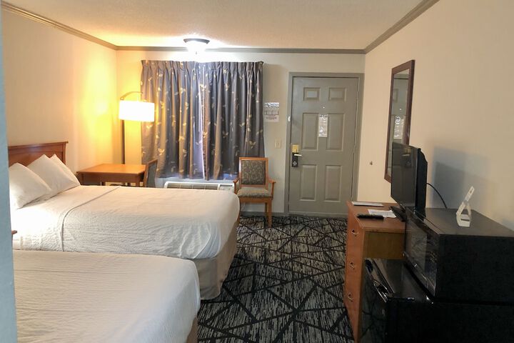Room 14 of 24