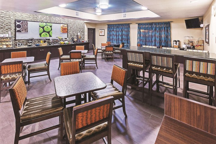 Breakfast/Coffee Service 39 of 44