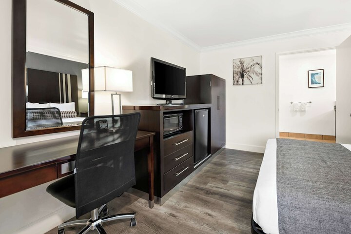 Best Western Park Crest Inn