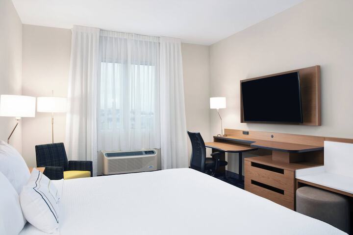 Fairfield Inn & Suites by Marriott Daytona Beach Speedway / Airport