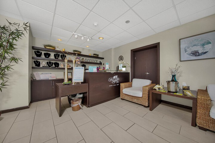 Peninsula Island Resort & Spa - Beach Front Property at South Padre Island