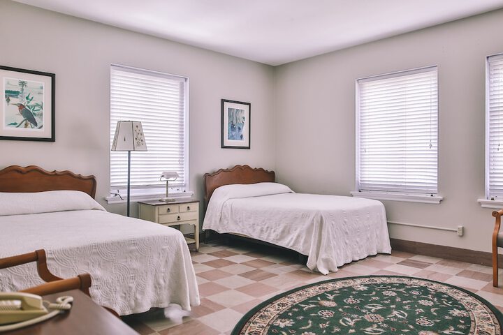 Room 28 of 52
