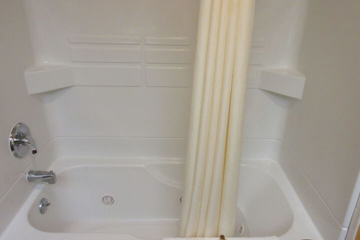 Hot Tub 35 of 36