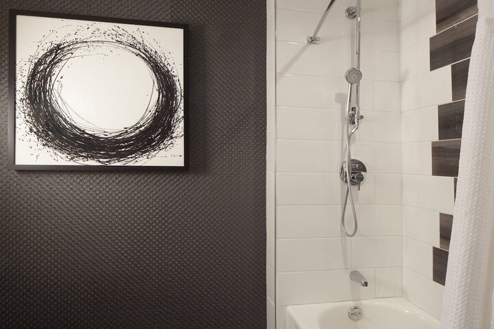 Room 25 of 35
