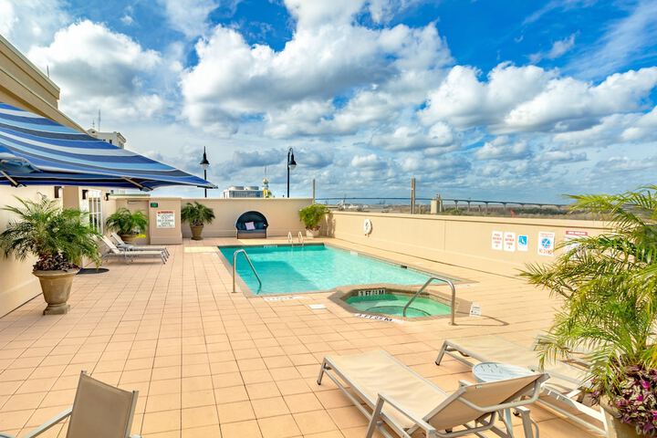 Holiday Inn Express Savannah - Historic District by IHG