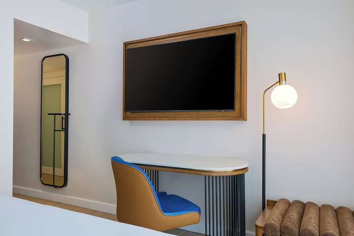Room 19 of 59