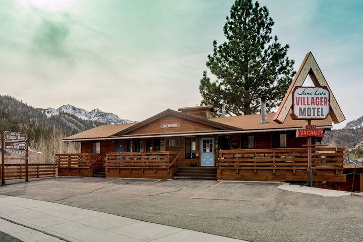 June Lake Villager