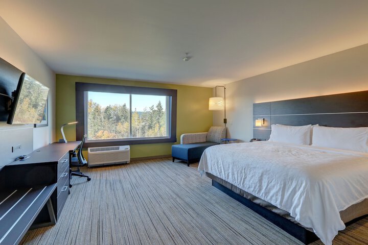 Room 27 of 56
