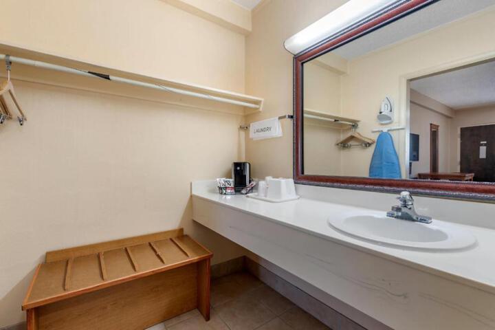 Rodeway Inn