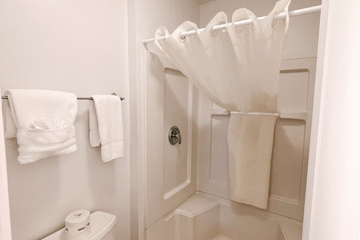 Room 43 of 140