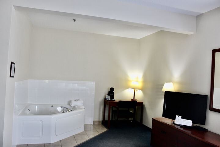 Room 16 of 64