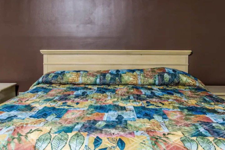 Room 8 of 21