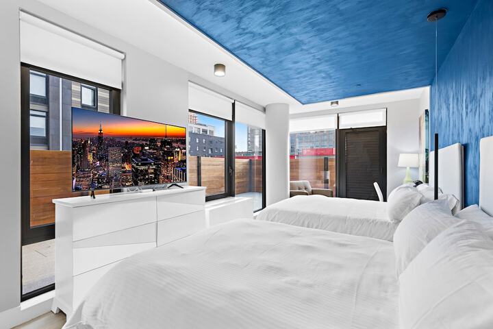 Global Luxury Suites at the Arches