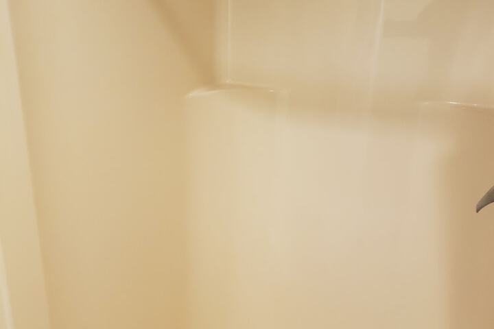 Room 33 of 46