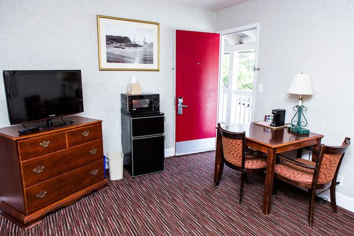 Room 26 of 159