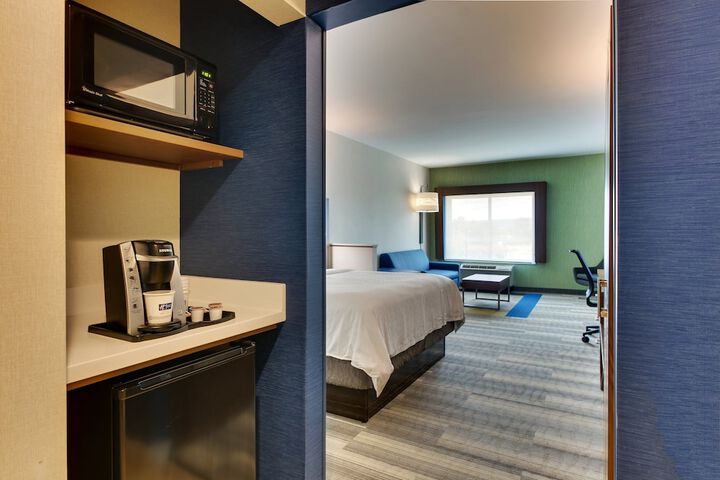 Room 62 of 91