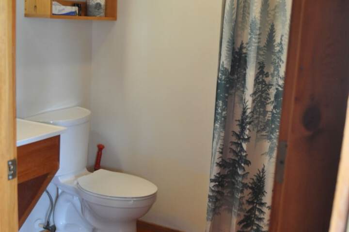 Room 15 of 77