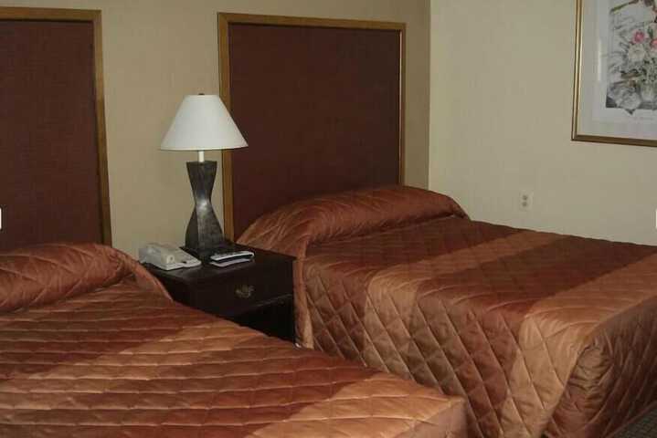 Room 13 of 22