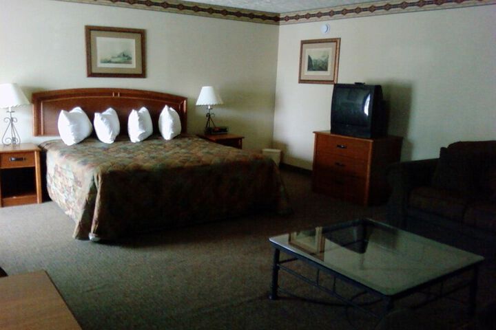 Room 9 of 29