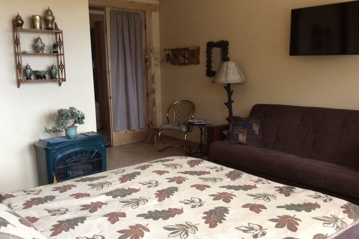Elktrace Bed & Breakfast