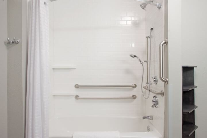 Candlewood Suites Grand Island by IHG