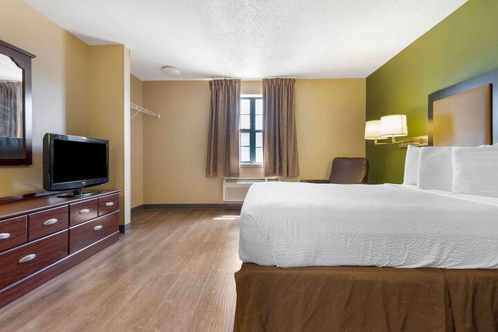 Room 14 of 29