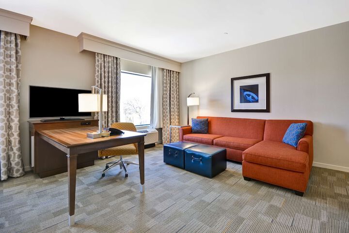 Room 15 of 52
