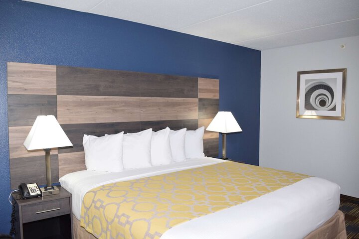 Room 14 of 22
