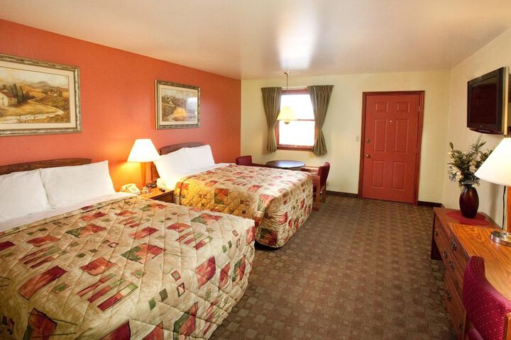 Room 8 of 15