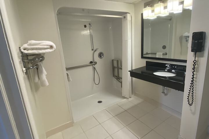 Room 26 of 26